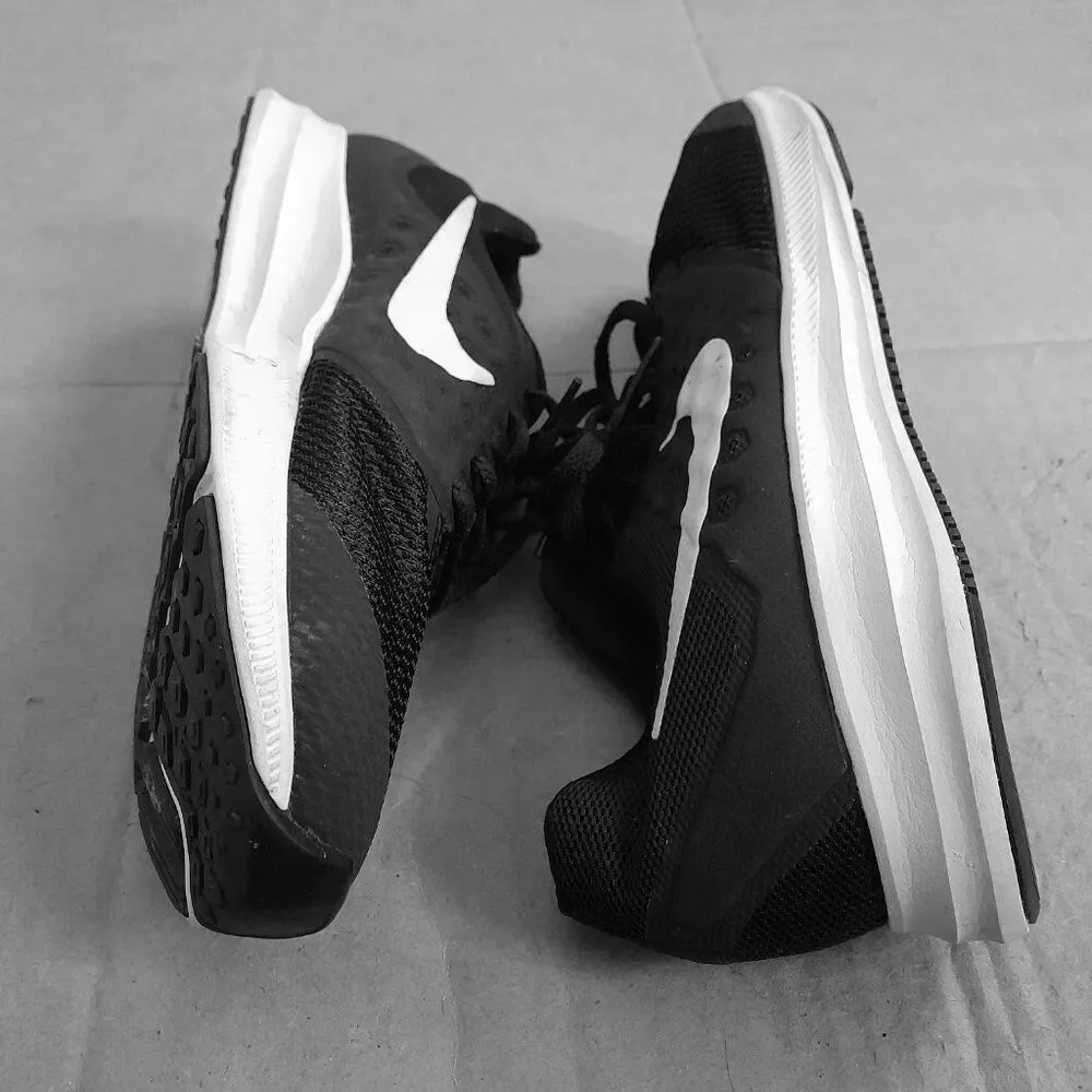 Nike Downshifter 7 Women’s Shoes Black Running Casual Athletic Sneakers Size 7